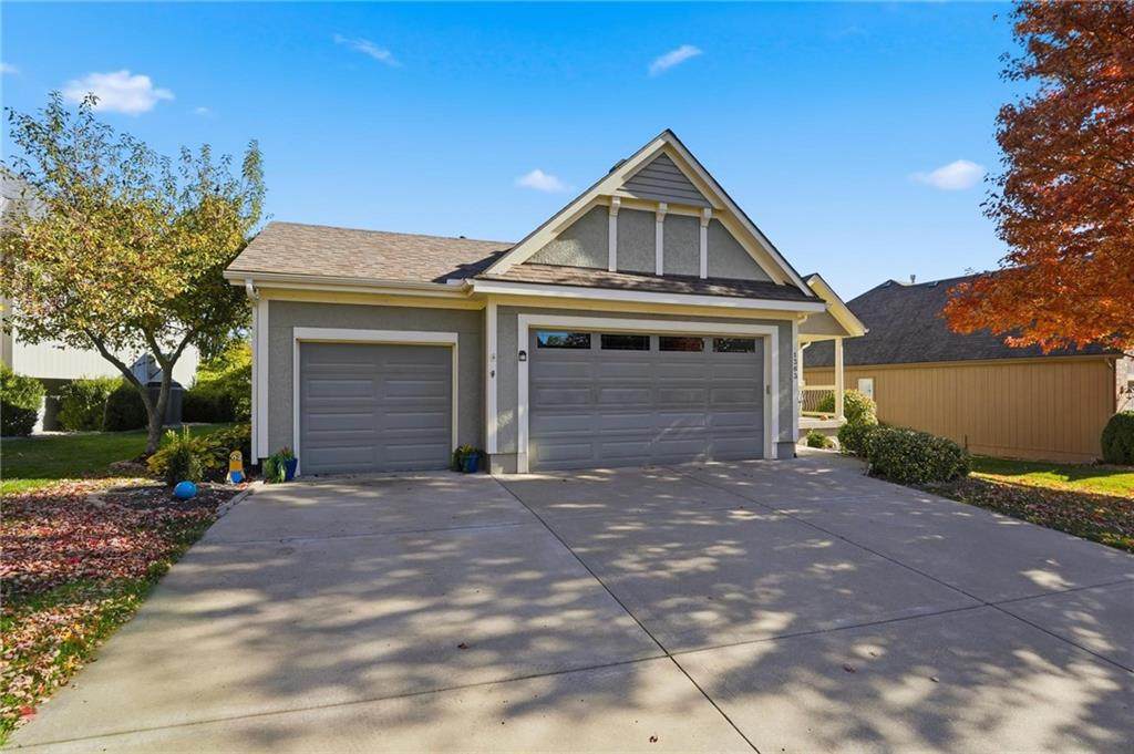 1363 Brompton Lane - Photo 1