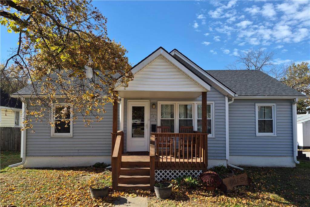 208 Ralph Street - Photo 1