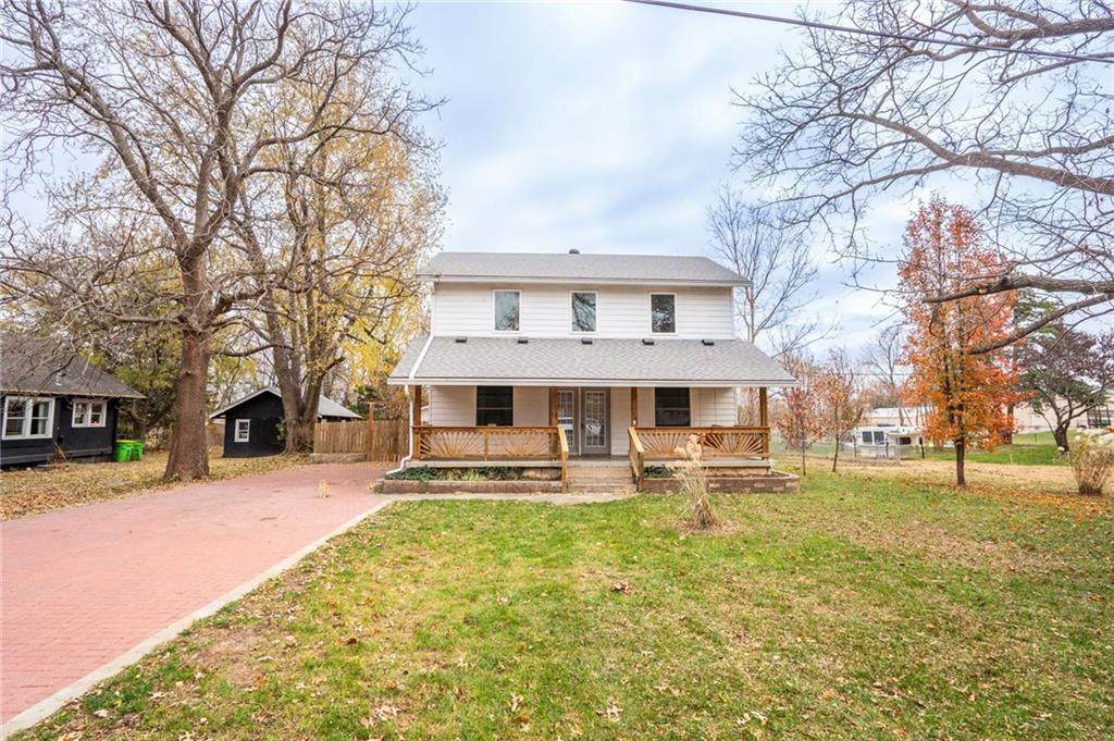 427 Pine Street - Photo 1