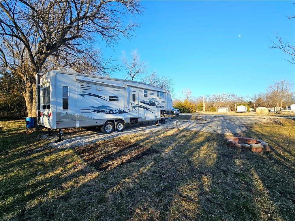 21 Silver Shadow Lane - Photo 1