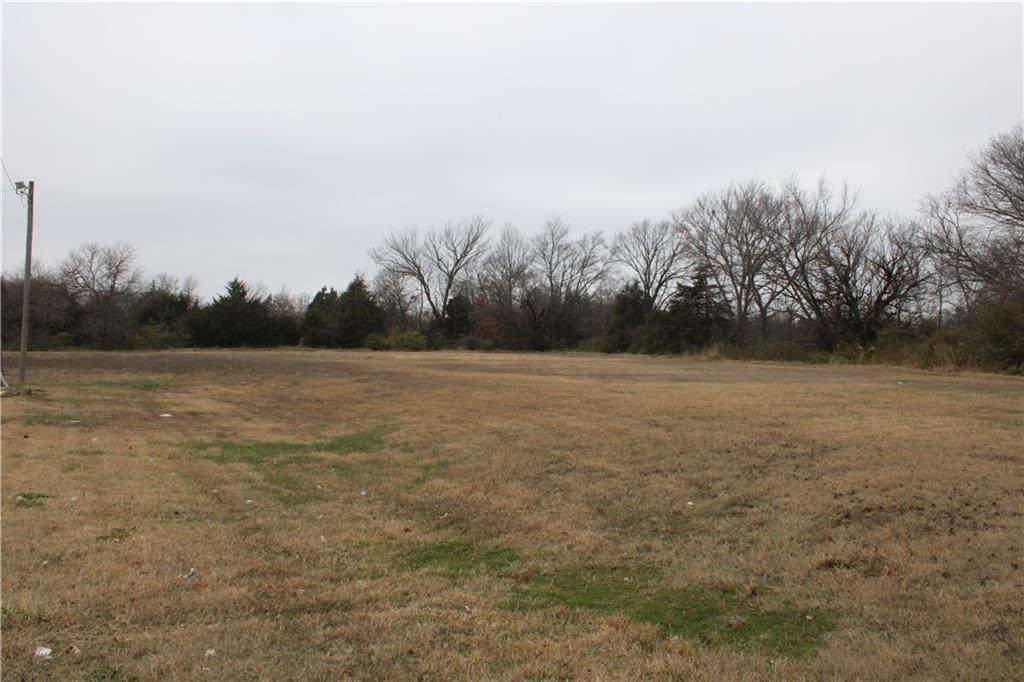 3222 Main Street - Photo 1