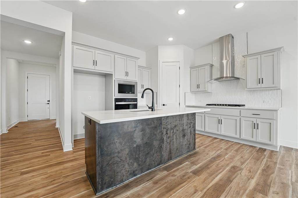 1615 105th Terrace - Photo 1