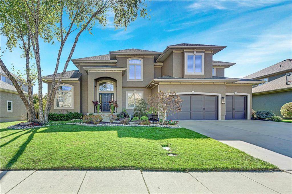 5303 166th Terrace - Photo 1