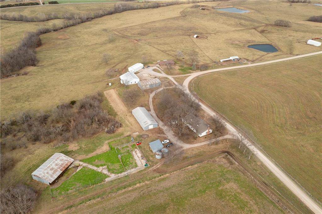 64 401st Road - Photo 1