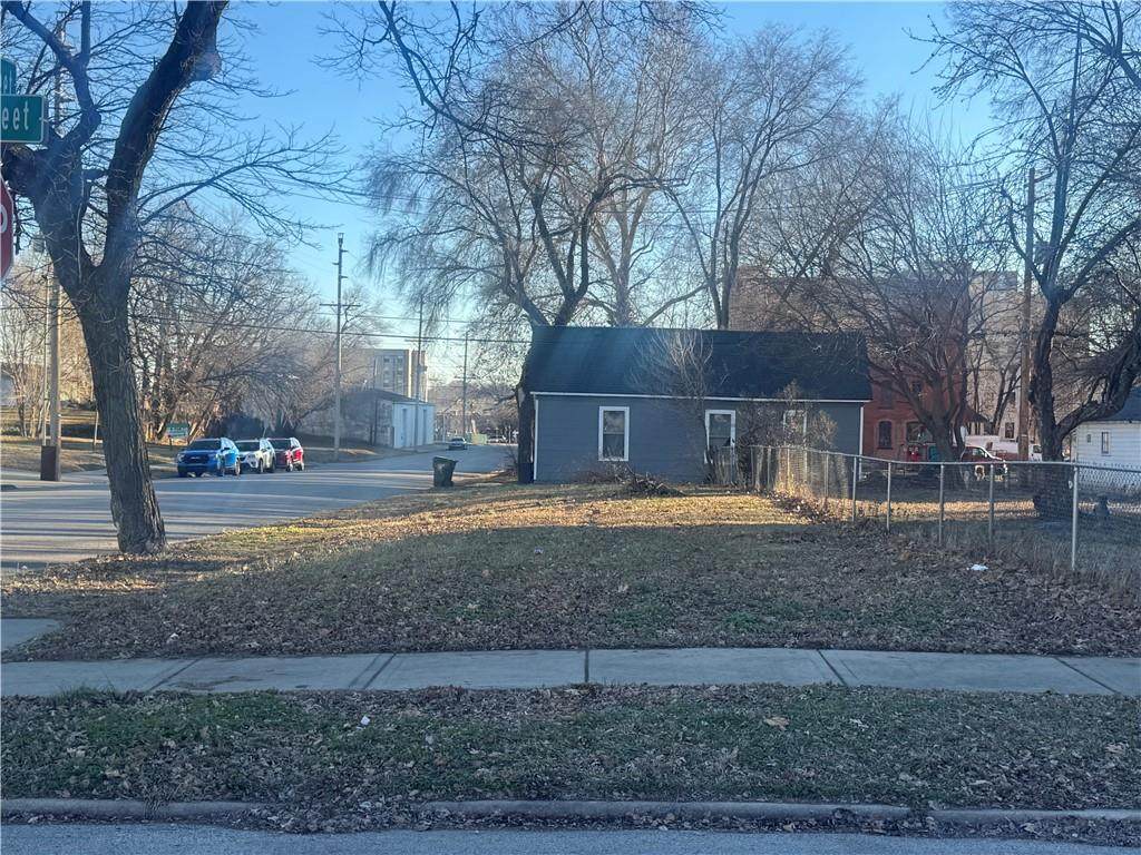 201 Osage Street - Photo 1