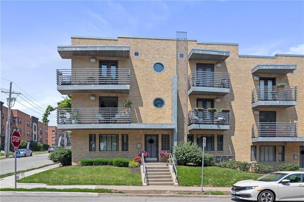 4540 Broadway Boulevard - Photo 1