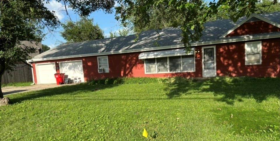 908 Business Highway 13 Highway - Photo 1