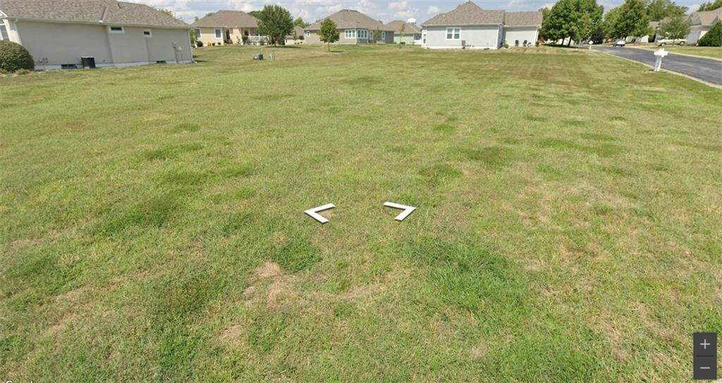 22624 Vincent Street - Photo 1