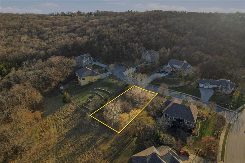 1828 Edgewood Court - Photo 1