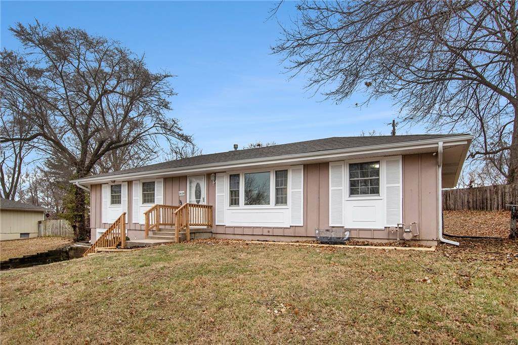 5618 Lenox Avenue - Photo 1