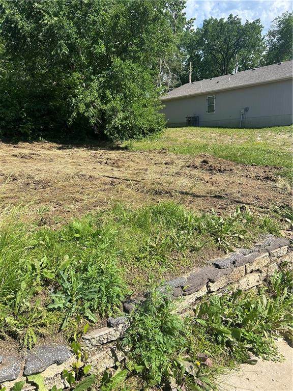 4023 Highland Avenue - Photo 1