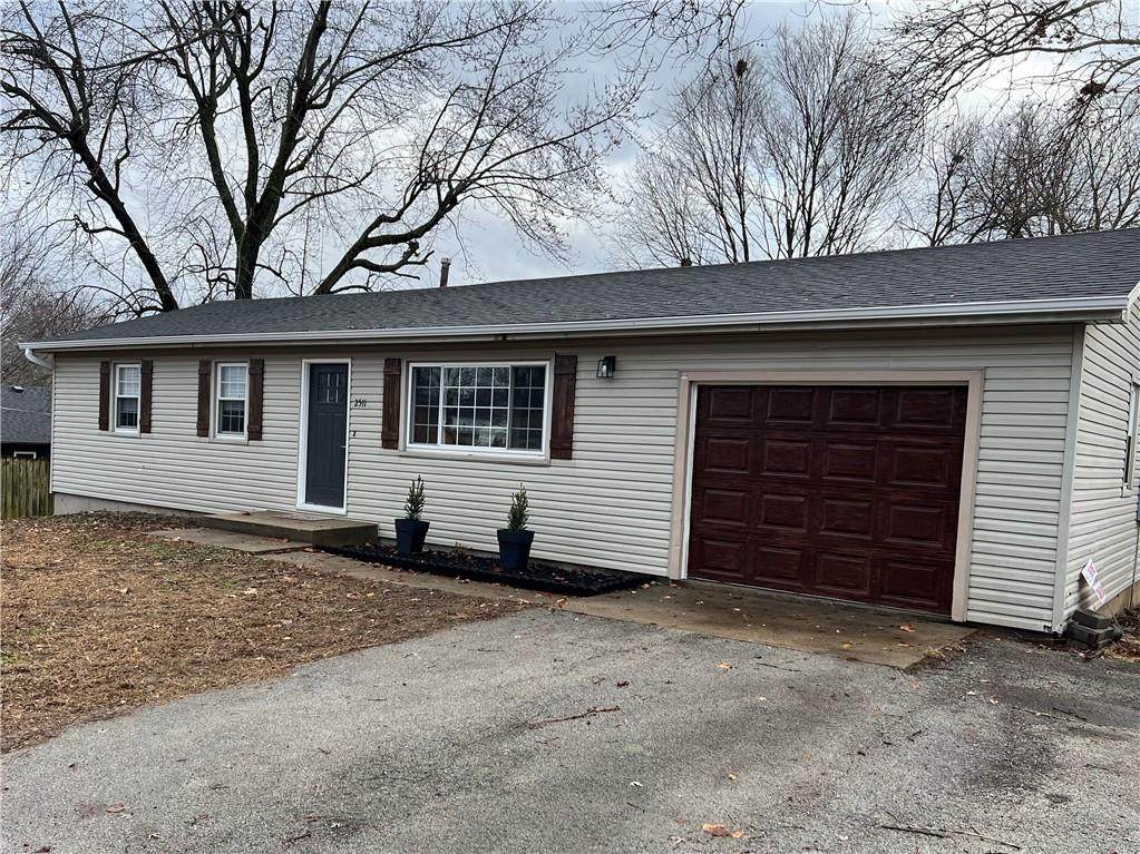 2511 Hillside Drive - Photo 1