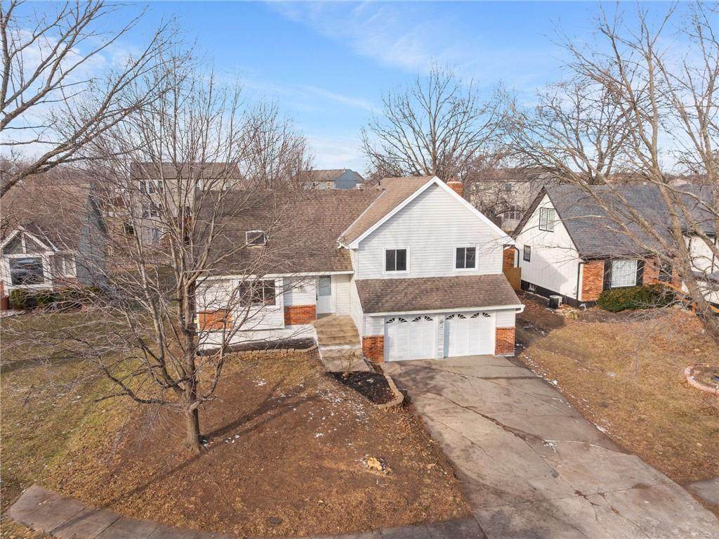 409 Chambery Drive - Photo 1