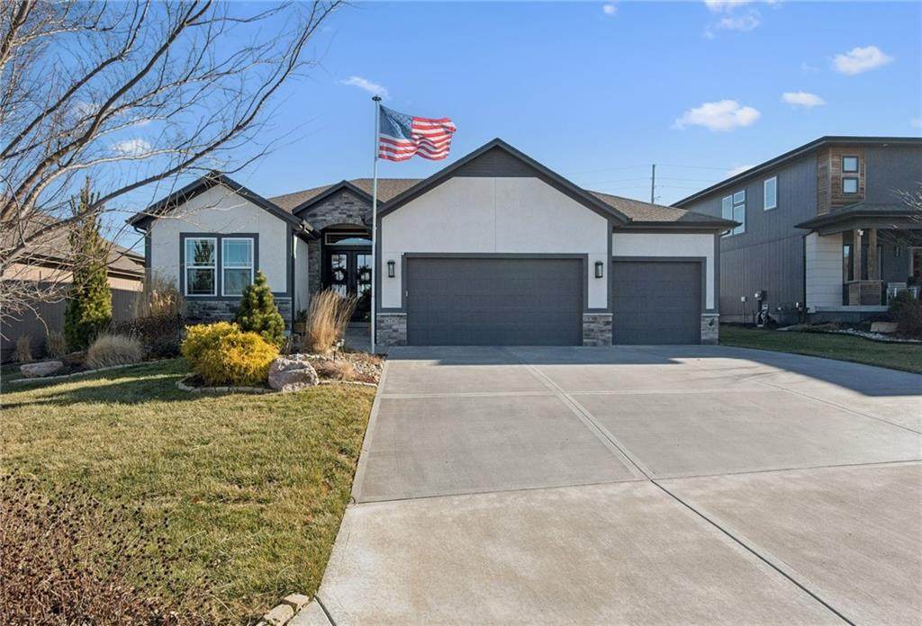 8785 Greeley Street - Photo 1