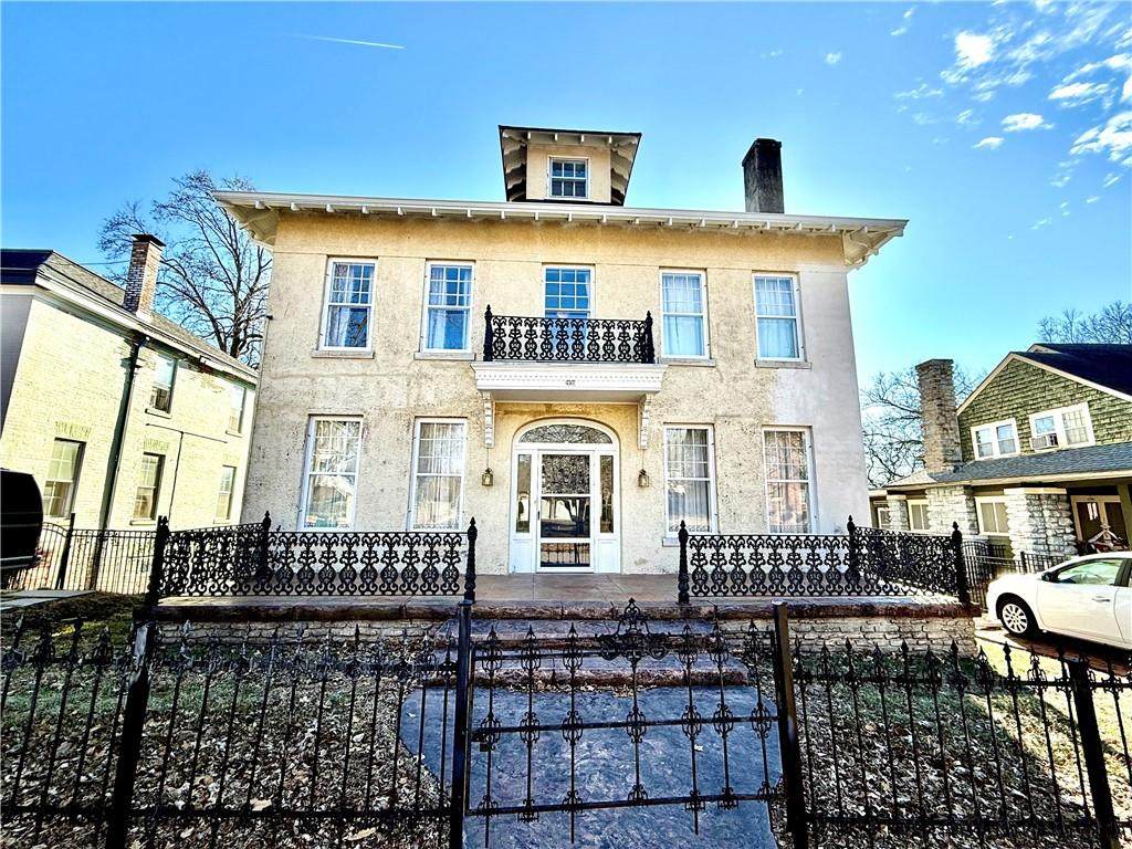 1920 Clay Street - Photo 1