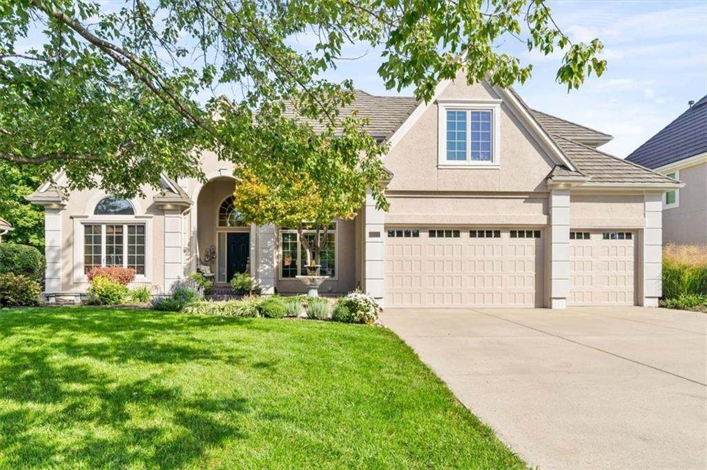 708 Lake Pointe Drive - Photo 1