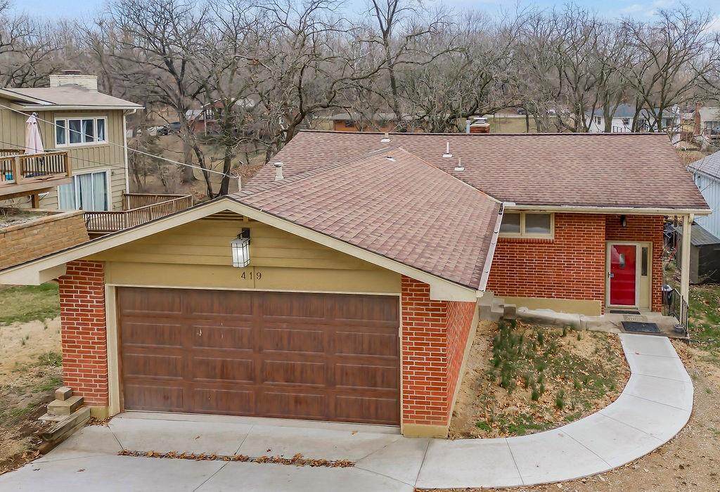 419 North Shore Drive - Photo 1