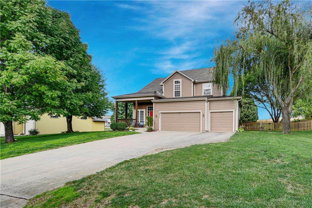 8477 Timber Trails Drive - Photo 1