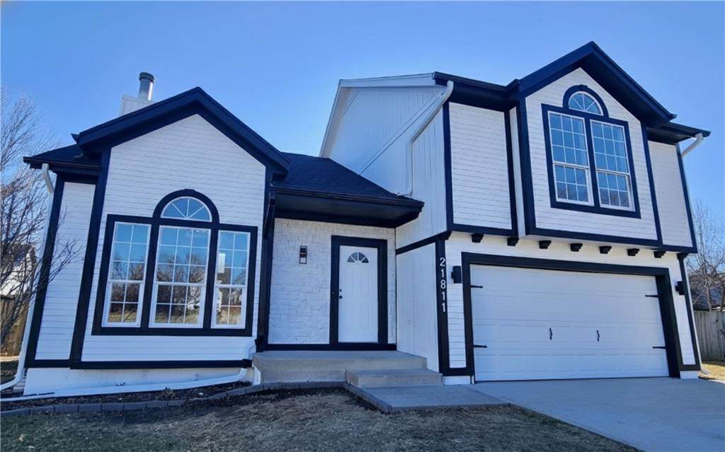 21811 51st Street - Photo 1