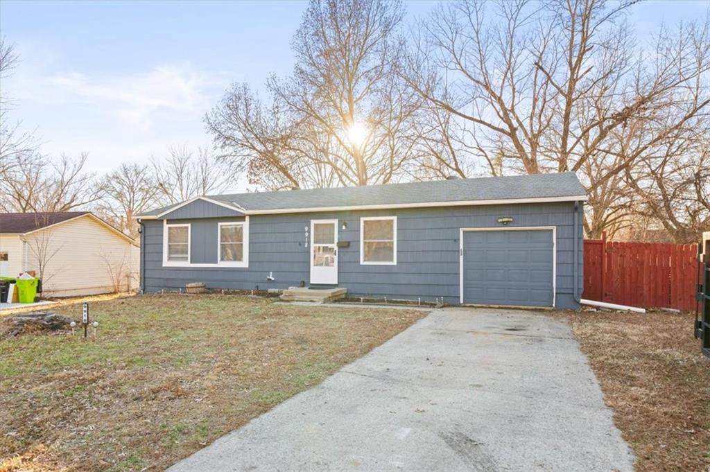 9918 Benson Street - Photo 1