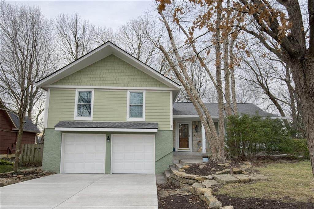 8201 97th Terrace - Photo 1