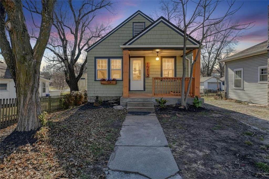 1213 Spruce Street - Photo 1