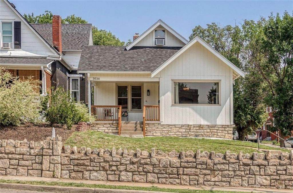 3534 Saint John Avenue - Photo 1