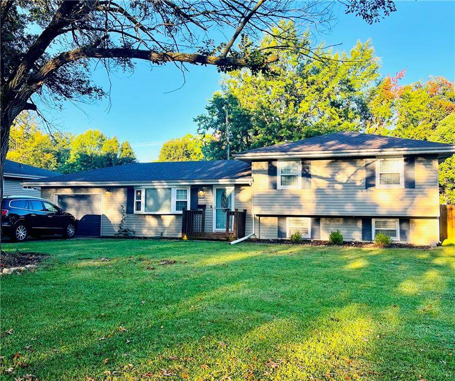 1410 Elm Street - Photo 1