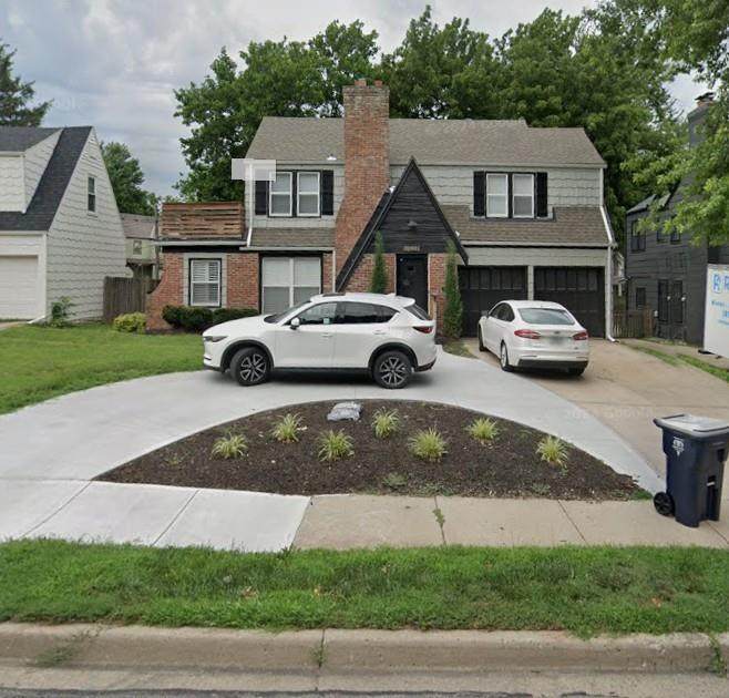 6928 Wornall Road - Photo 1