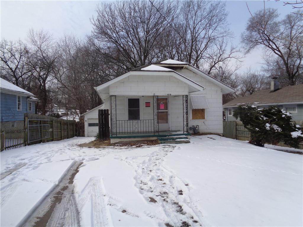 1618 Claremont Avenue - Photo 1