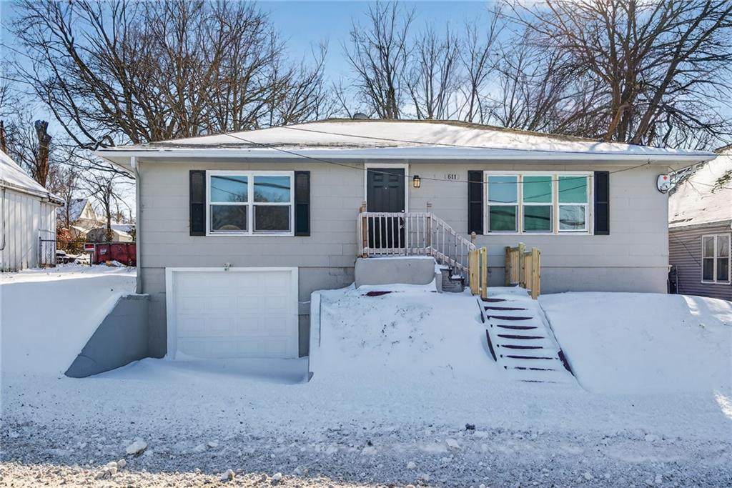 611 23rd Street - Photo 1