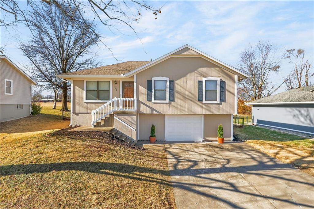 507 Poplar Street - Photo 1