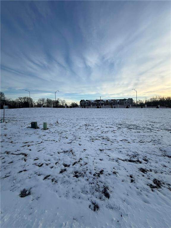 2609 84th Place - Photo 1