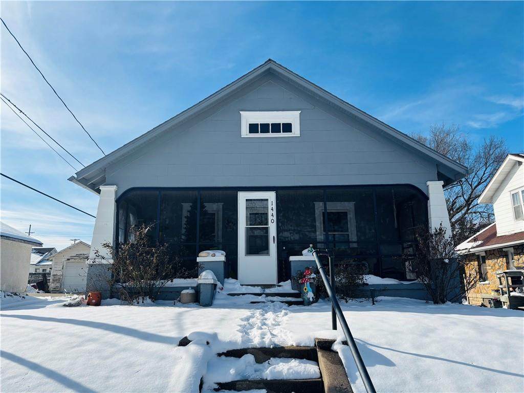 1440 41st Street - Photo 1