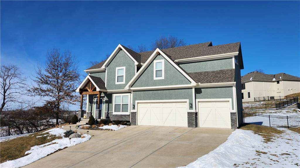 8820 94th Street - Photo 1