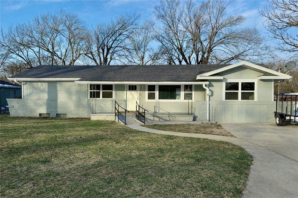 519 Grant Street - Photo 1