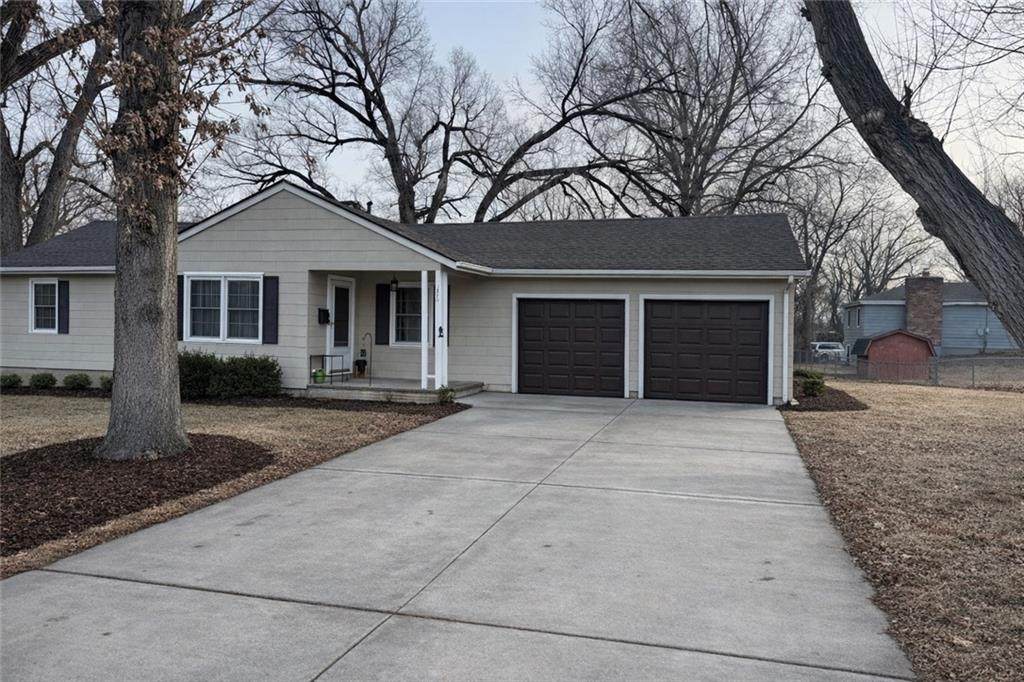 406 17th Street - Photo 1