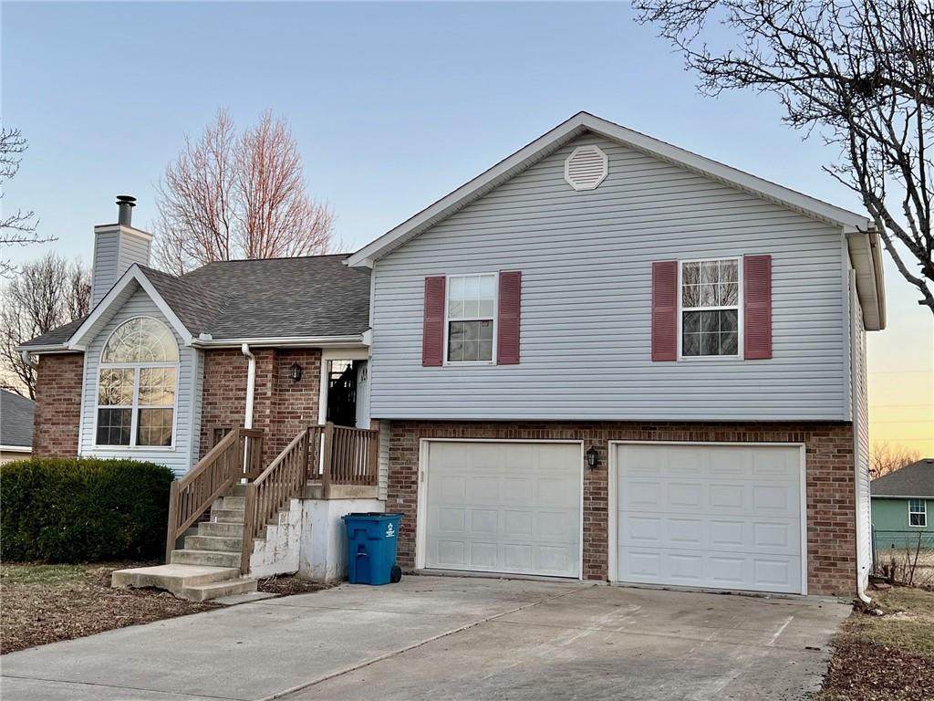 620 Wells Terrace - Photo 1