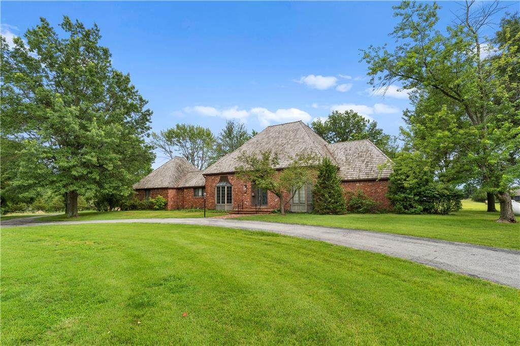 https://bt-photos.global.ssl.fastly.net/heartland/orig_boomver_1_2600850-1.jpg