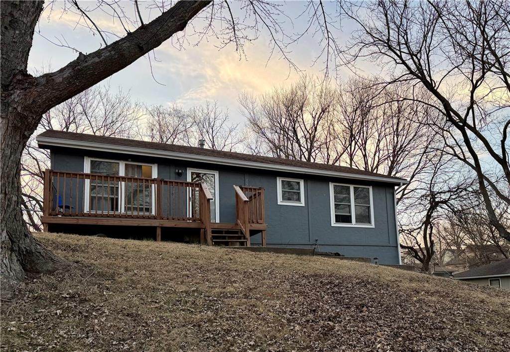 1516 2nd Avenue - Photo 1