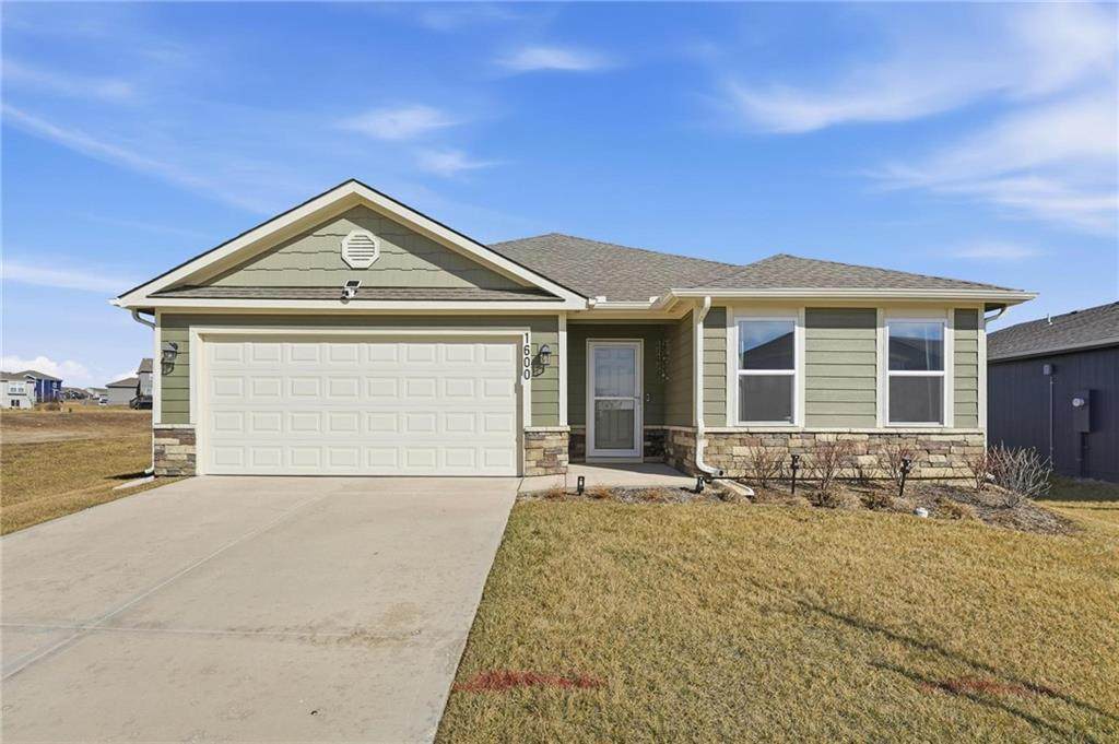 1600 Maci Street - Photo 1