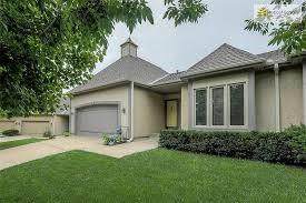 12831 Cambridge Road - Photo 1