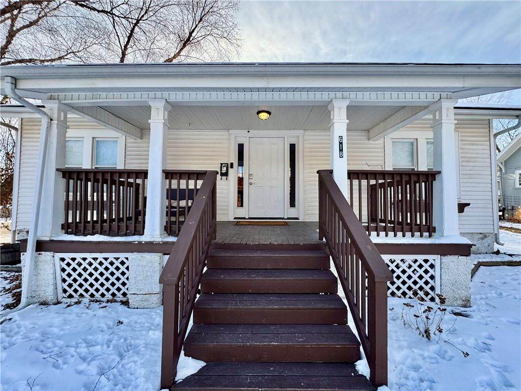 618 Miller Street - Photo 1