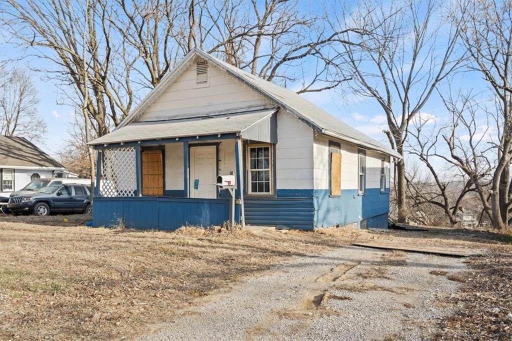 547 Blue Ridge Boulevard - Photo 1