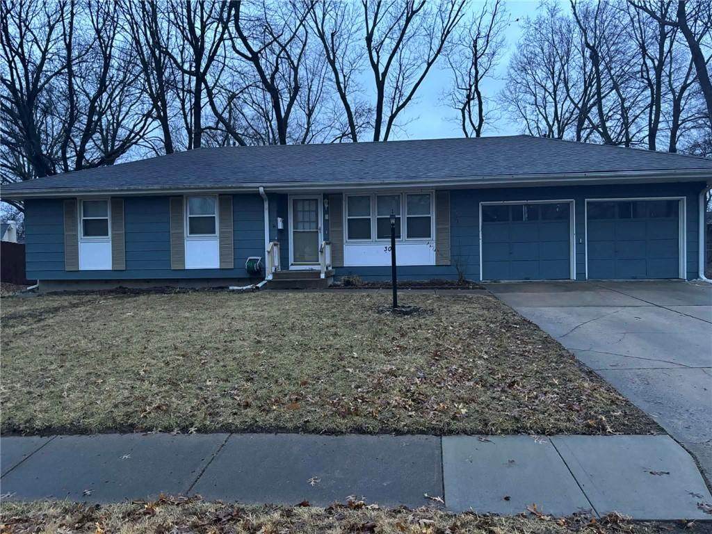 303 5th Street - Photo 1