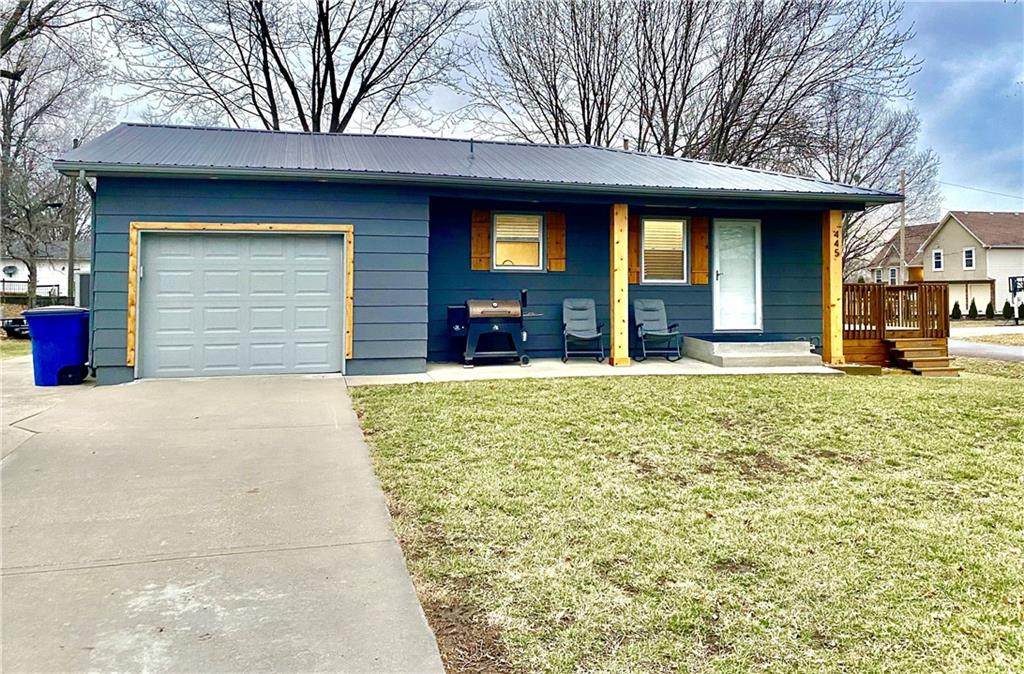 445 Hickory Street - Photo 1