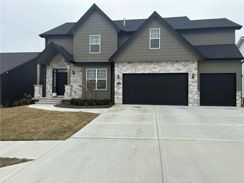 7643 Sycamore Avenue - Photo 1