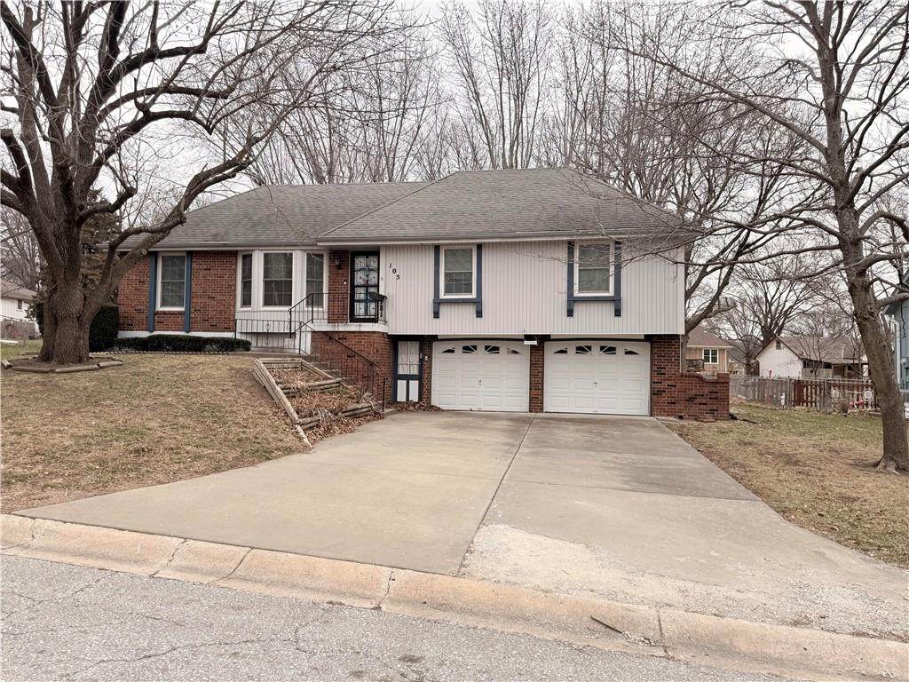 105 Landcaster Drive - Photo 1