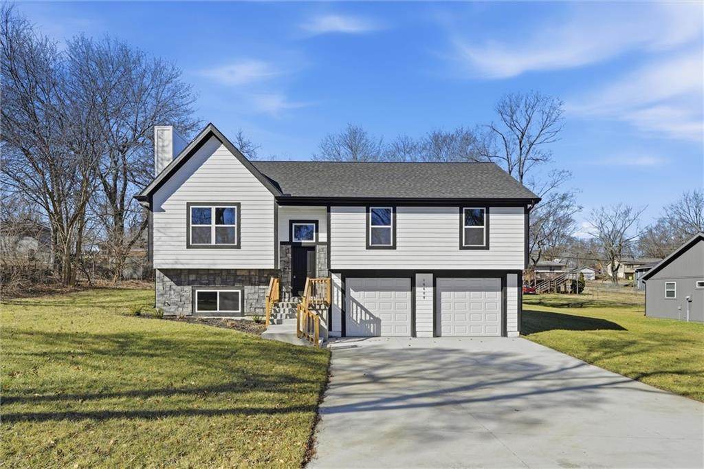 15600 Kay Avenue - Photo 1