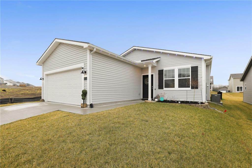 27113 Cedar Grove Drive - Photo 1